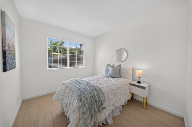 1892 Macduee Way, San Jose, CA 95121