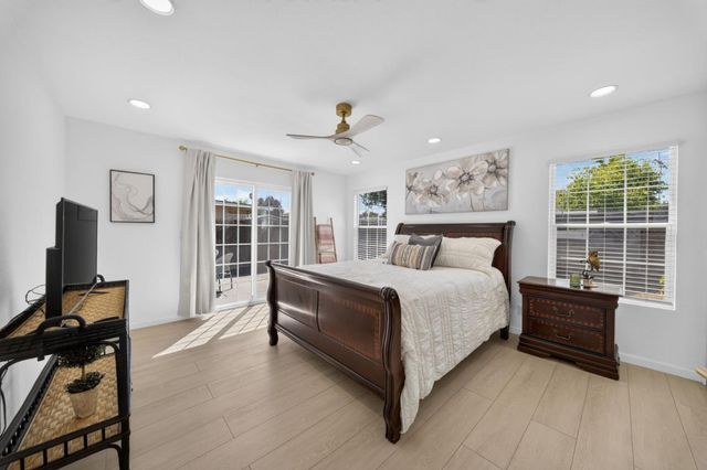 1892 Macduee Way, San Jose, CA 95121