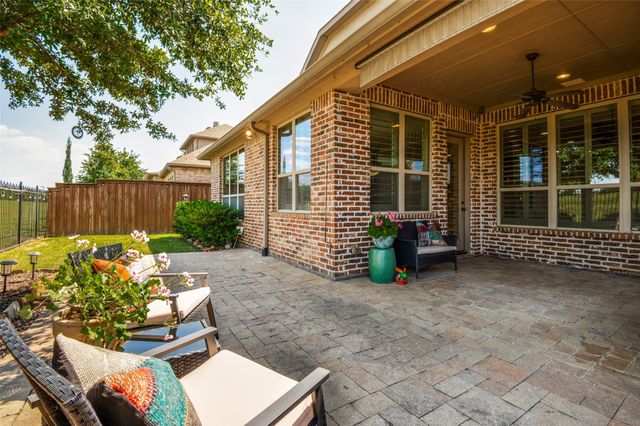 675 Brookstone Drive, Irving, TX 75039