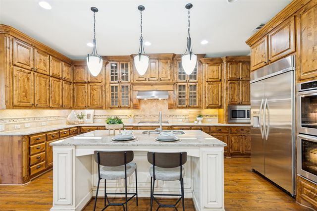 675 Brookstone Drive, Irving, TX 75039
