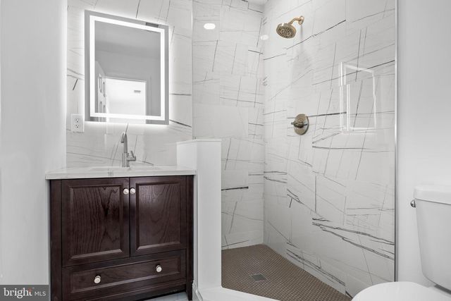 114 CARRIAGE WAY, Woodbury, NJ 08096