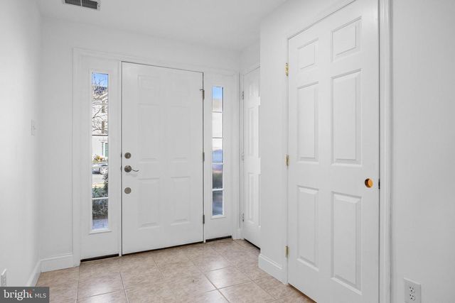 114 CARRIAGE WAY, Woodbury, NJ 08096