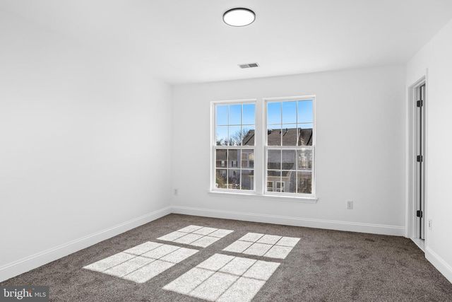 114 CARRIAGE WAY, Woodbury, NJ 08096