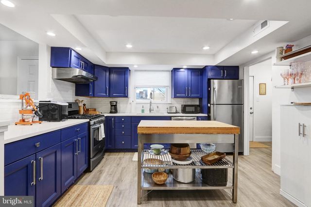 4 N DECATUR AVE, Margate City, NJ 08402