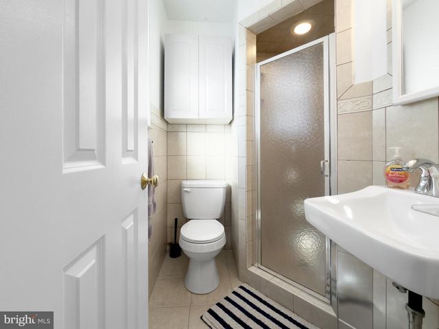 4 N DECATUR AVE, Margate City, NJ 08402