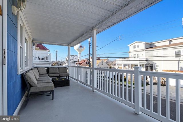 4 N DECATUR AVE, Margate City, NJ 08402