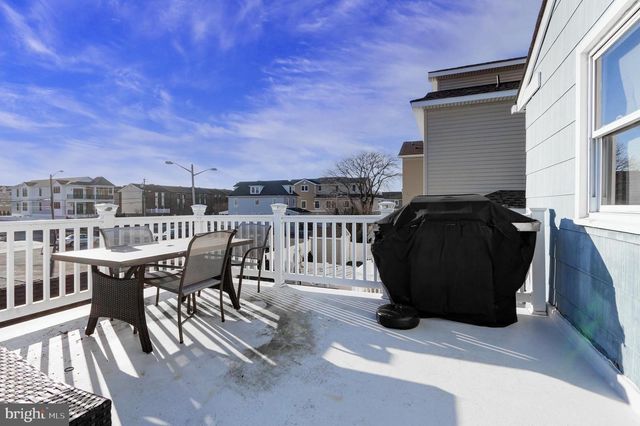 4 N DECATUR AVE, Margate City, NJ 08402