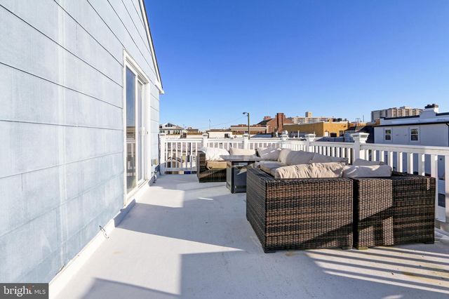 4 N DECATUR AVE, Margate City, NJ 08402