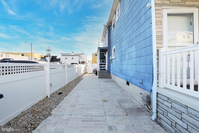 4 N DECATUR AVE, Margate City, NJ 08402