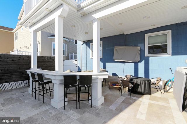 4 N DECATUR AVE, Margate City, NJ 08402