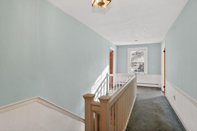19 Ash St, Marlborough, MA 01752