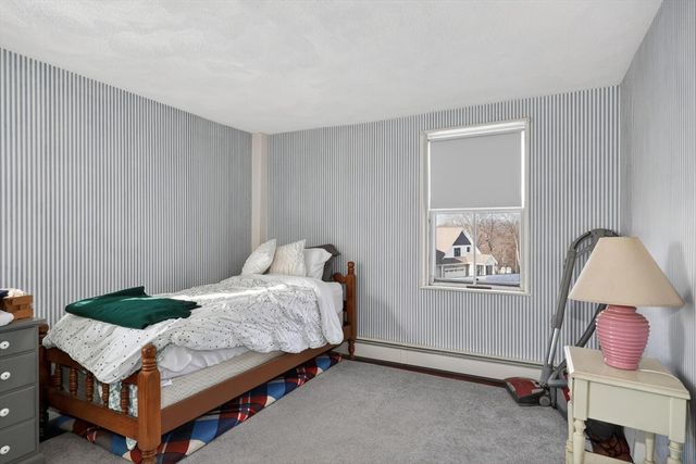 19 Ash St, Marlborough, MA 01752