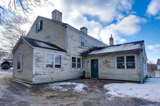 19 Ash St, Marlborough, MA 01752