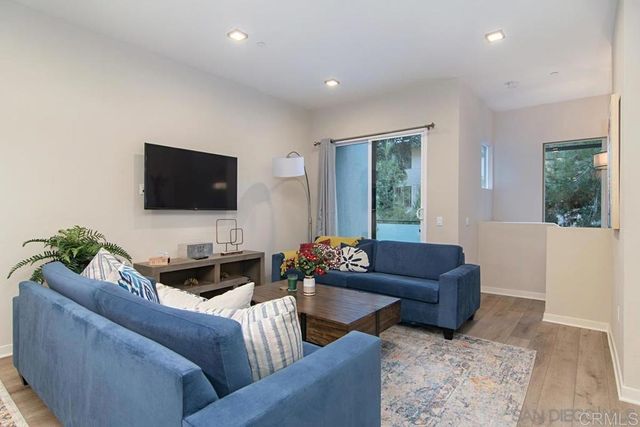 3642 7th. Ave., San Diego, CA 92103