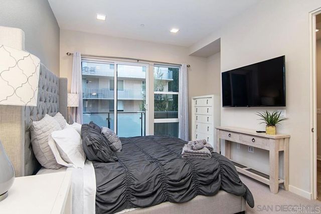 3642 7th. Ave., San Diego, CA 92103