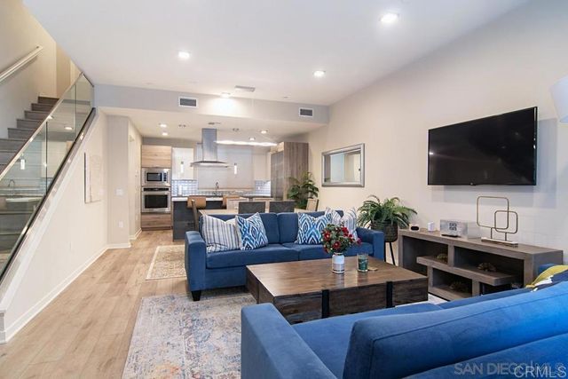 3642 7th. Ave., San Diego, CA 92103