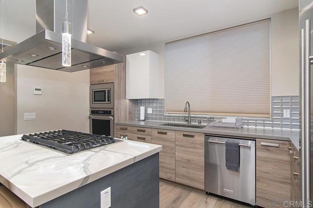 3642 7th. Ave., San Diego, CA 92103