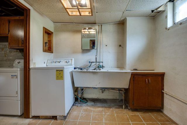 2407 Waunona Way, Madison, WI 53713