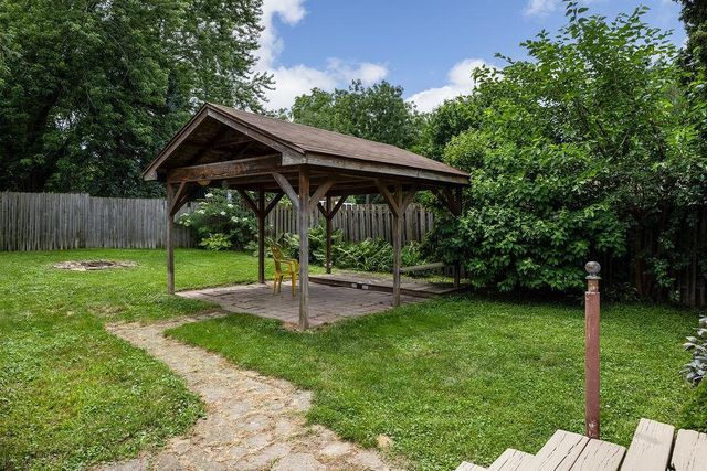 2407 Waunona Way, Madison, WI 53713