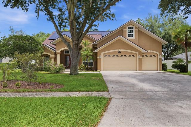 2112 HERITAGE CREST DRIVE, Valrico, FL 33594