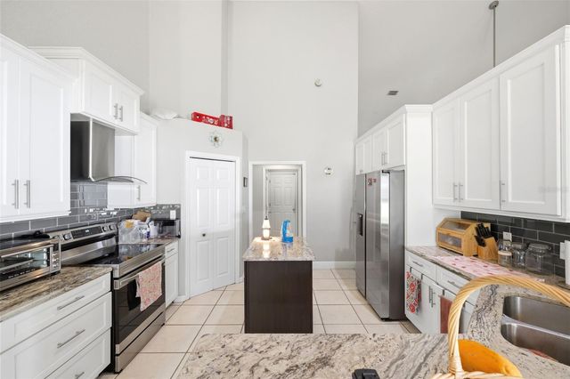 2112 HERITAGE CREST DRIVE, Valrico, FL 33594