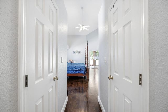 2112 HERITAGE CREST DRIVE, Valrico, FL 33594
