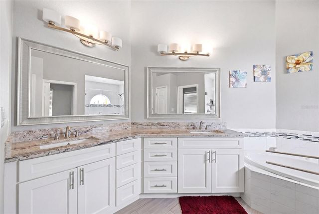 2112 HERITAGE CREST DRIVE, Valrico, FL 33594