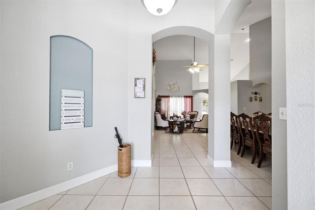 2112 HERITAGE CREST DRIVE, Valrico, FL 33594