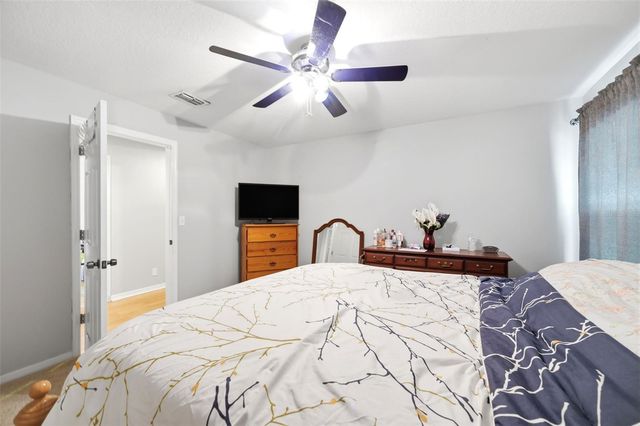 2112 HERITAGE CREST DRIVE, Valrico, FL 33594