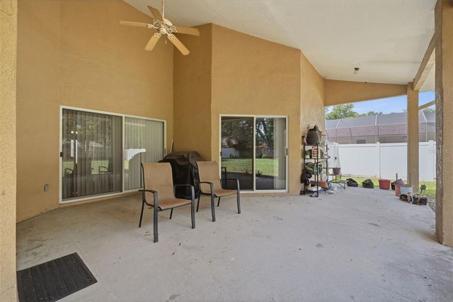 2112 HERITAGE CREST DRIVE, Valrico, FL 33594