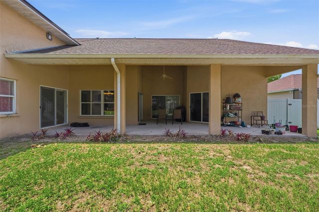 2112 HERITAGE CREST DRIVE, Valrico, FL 33594
