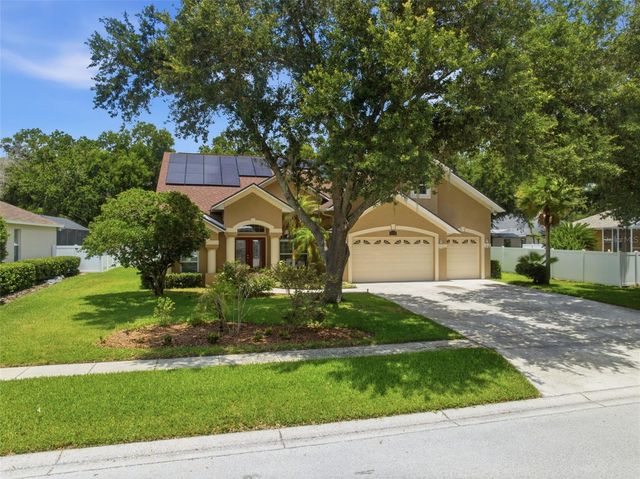 2112 HERITAGE CREST DRIVE, Valrico, FL 33594