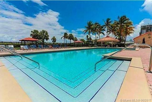 2555 Collins Ave 1207, Miami Beach, FL 33140