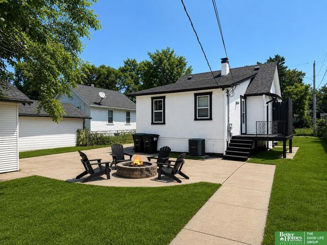 5516 N 37 Street, Omaha, NE 68111