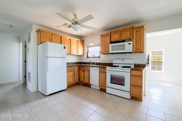 28 Lake Saint Clair Drive, Little Egg Harbor, NJ 08087