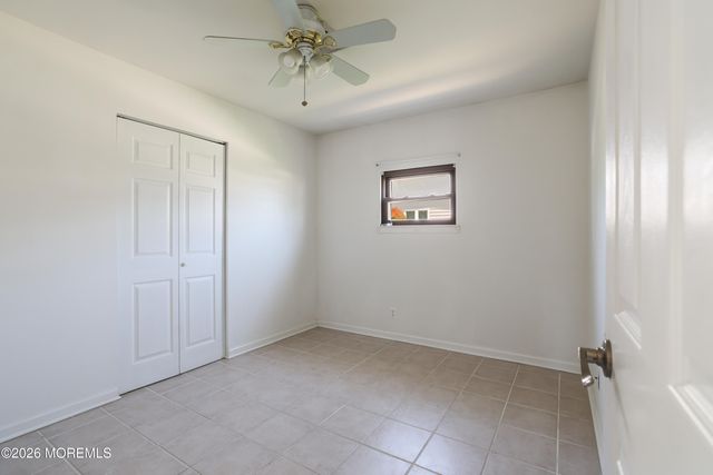 28 Lake Saint Clair Drive, Little Egg Harbor, NJ 08087
