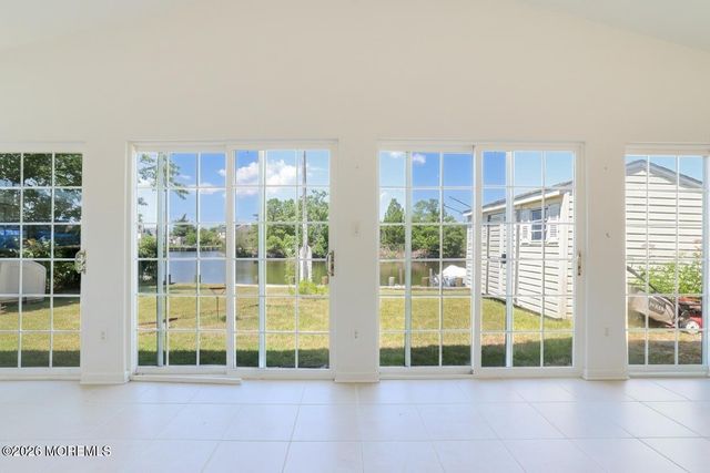 28 Lake Saint Clair Drive, Little Egg Harbor, NJ 08087