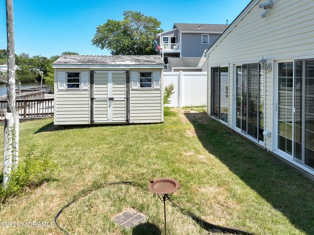 28 Lake Saint Clair Drive, Little Egg Harbor, NJ 08087