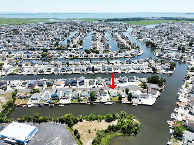 28 Lake Saint Clair Drive, Little Egg Harbor, NJ 08087