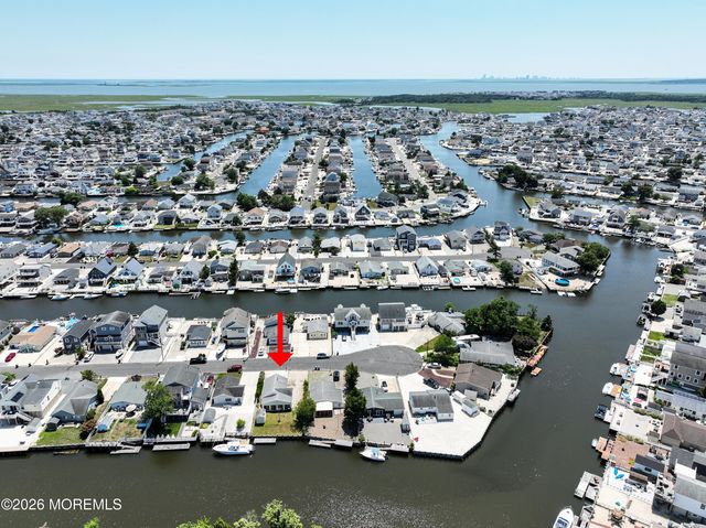 28 Lake Saint Clair Drive, Little Egg Harbor, NJ 08087