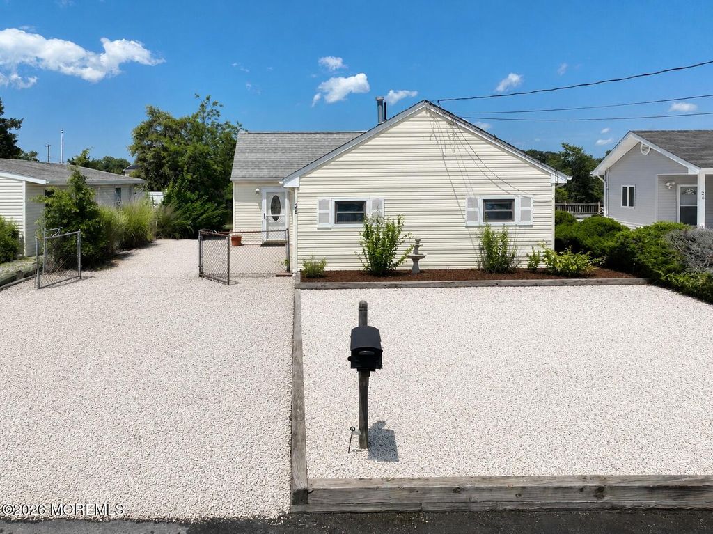 28 Lake Saint Clair Drive, Little Egg Harbor, NJ 08087