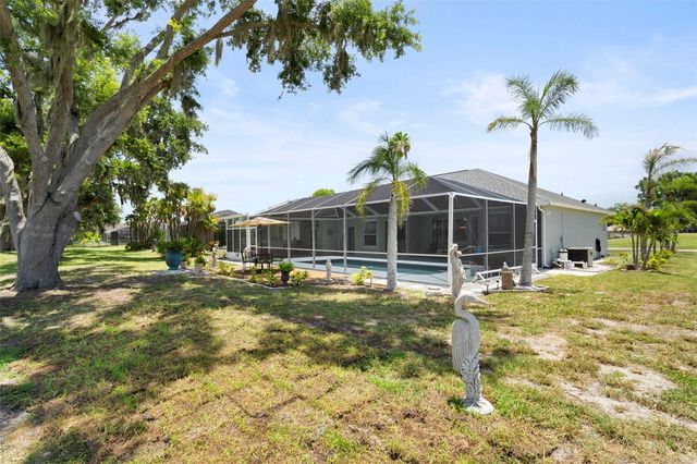9001 69TH AVENUE E, Palmetto, FL 34221