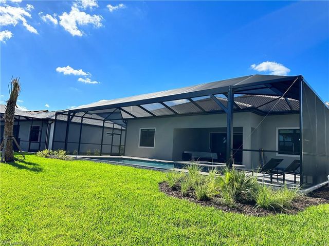 9260 Cormorant DR, Naples, FL 34120