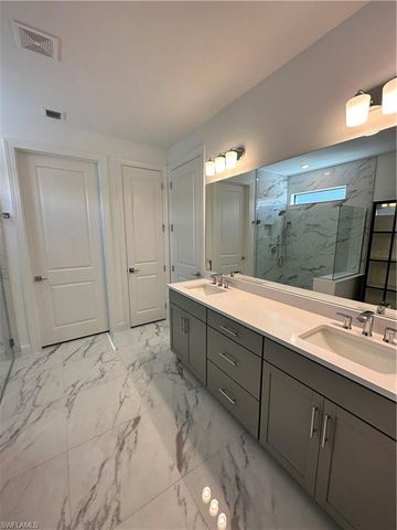 9260 Cormorant DR, Naples, FL 34120