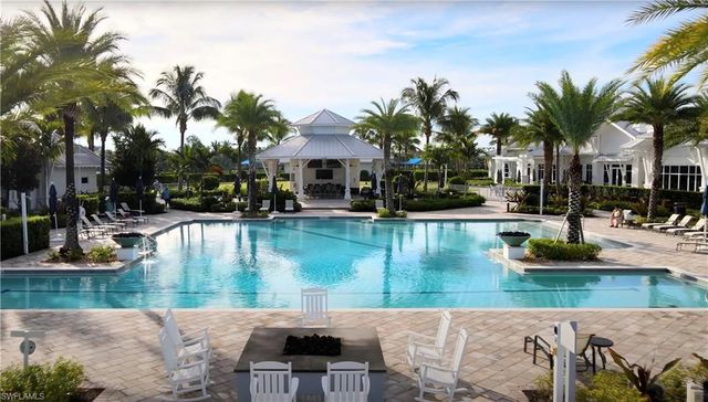 9260 Cormorant DR, Naples, FL 34120