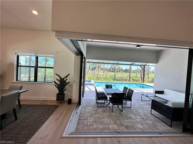 9260 Cormorant DR, Naples, FL 34120