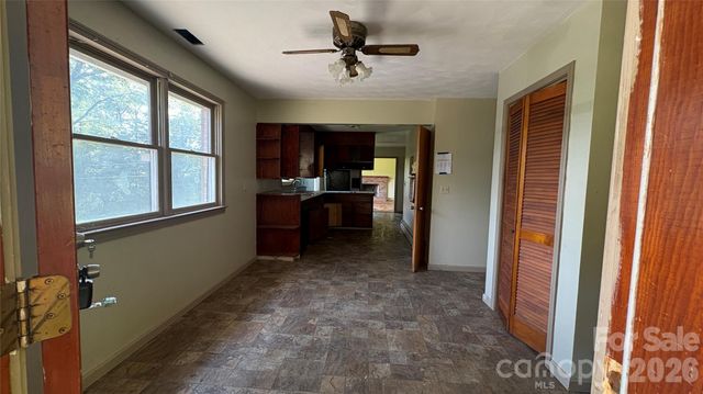 520 Cottrell Hill Road, Lenoir, NC 28645