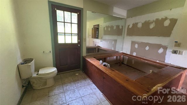 520 Cottrell Hill Road, Lenoir, NC 28645