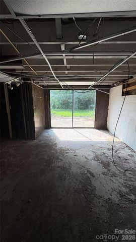 520 Cottrell Hill Road, Lenoir, NC 28645