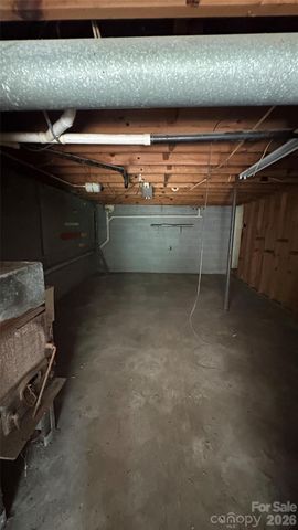 520 Cottrell Hill Road, Lenoir, NC 28645